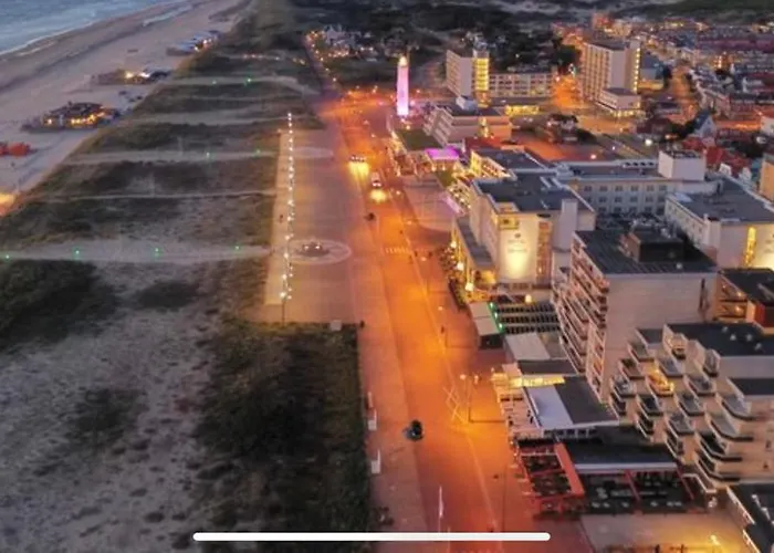 House Parallel Apartment